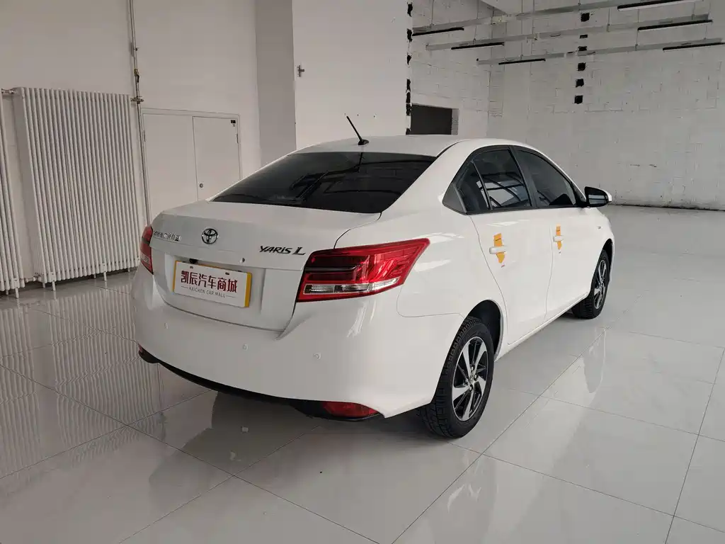 TOYOTA YARIS L TO ENJOY