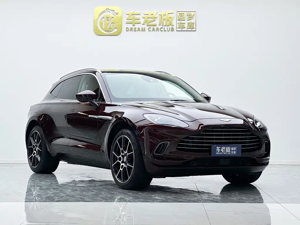 Aston Martin DBX — миниатюра 3