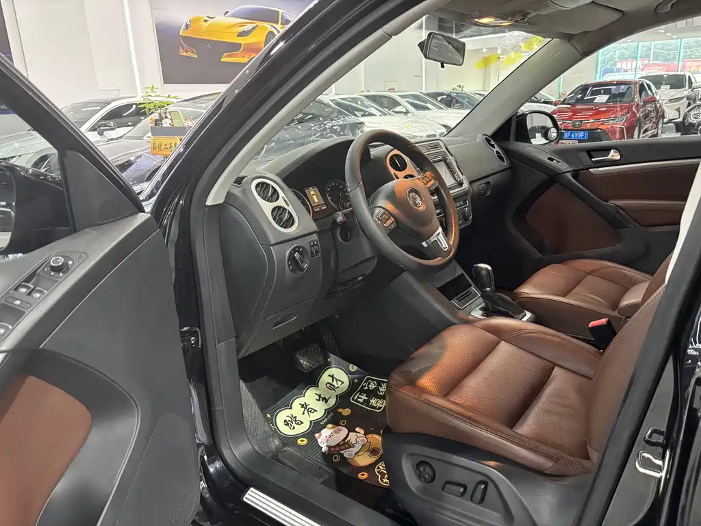 Volkswagen Tiguan — миниатюра 4