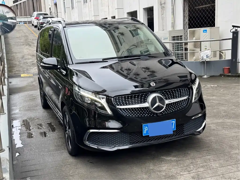 Mercedes-Benz V-Class — миниатюра 3
