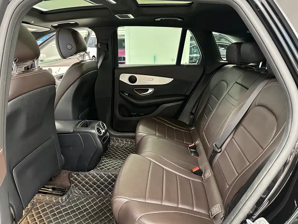 Mercedes-Benz GLC — миниатюра 14
