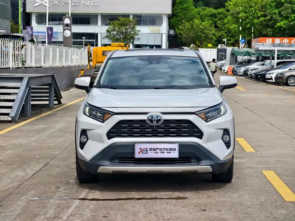 Toyota RAV4 2022 2.0L CVT