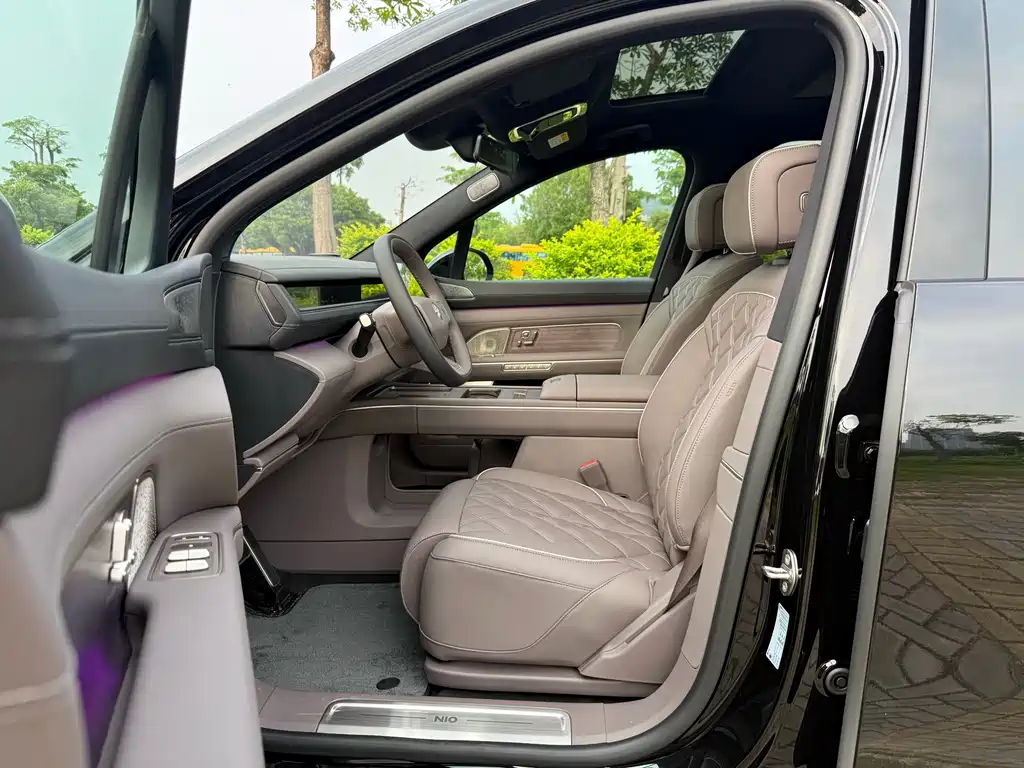 NIO ES8 2026 мест Executive Luxury
