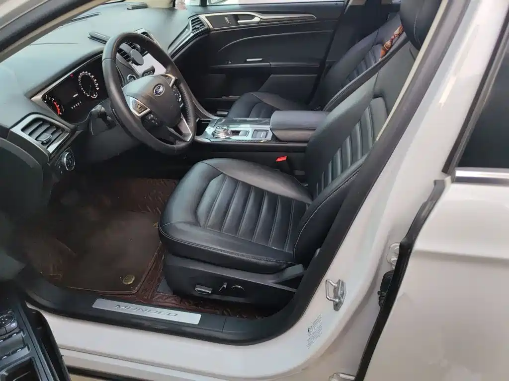 Ford Mondeo 2018 EcoBoost 200 Fashion VI