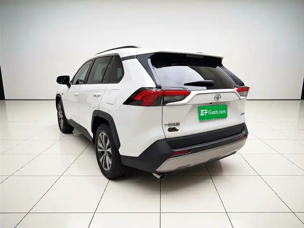 Toyota RAV4 2023 2.0L CVT 20