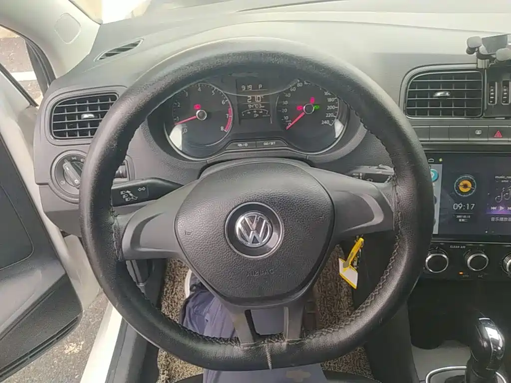 Volkswagen Polo — миниатюра 11