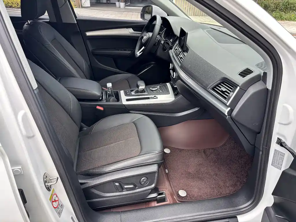Audi Q5L — миниатюра 9