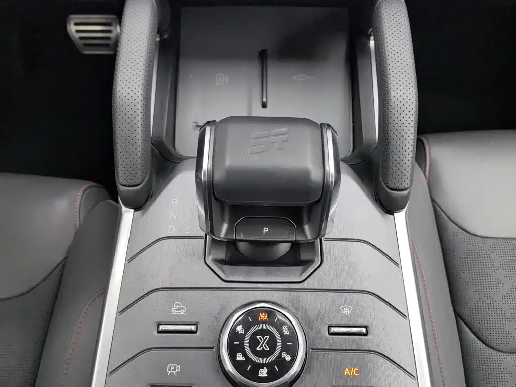 Jetour Traveller — миниатюра 13