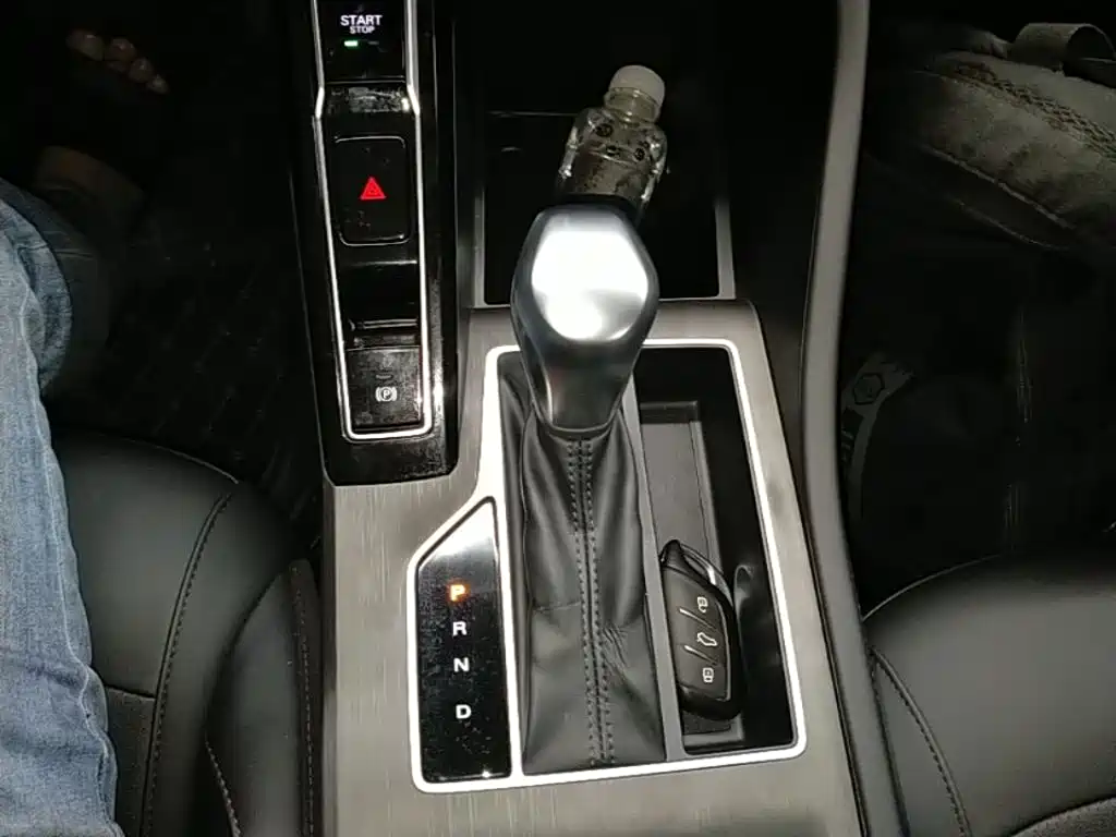 Roewe i5 — миниатюра 14