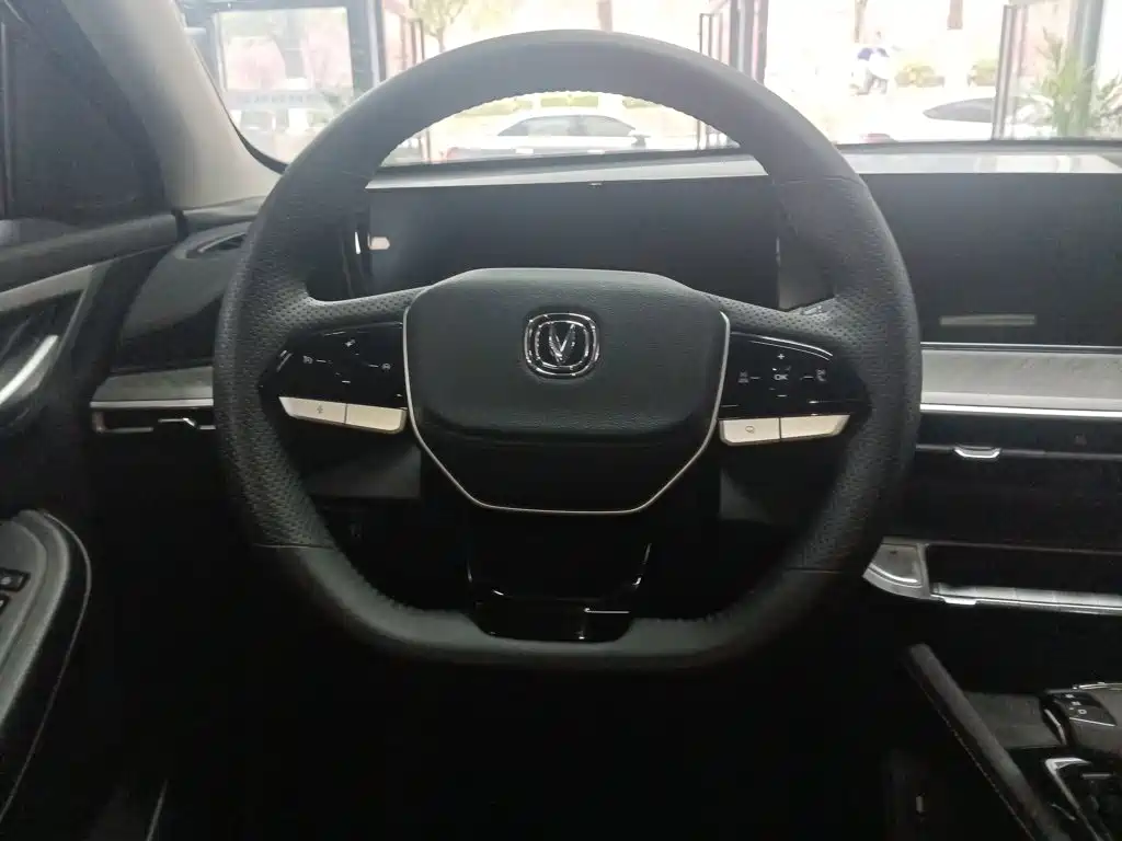 Changan Eado 2023 Enjoy PLUS NE 1.4T GDI DCT Luxury