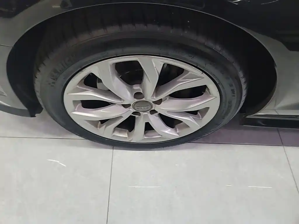 Audi A6L — миниатюра 23