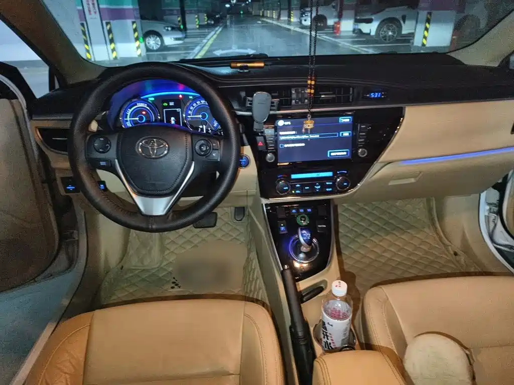 Toyota Corolla — миниатюра 10