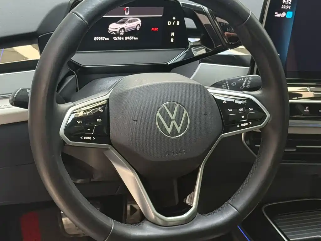 Volkswagen ID.6 Crozz — миниатюра 3