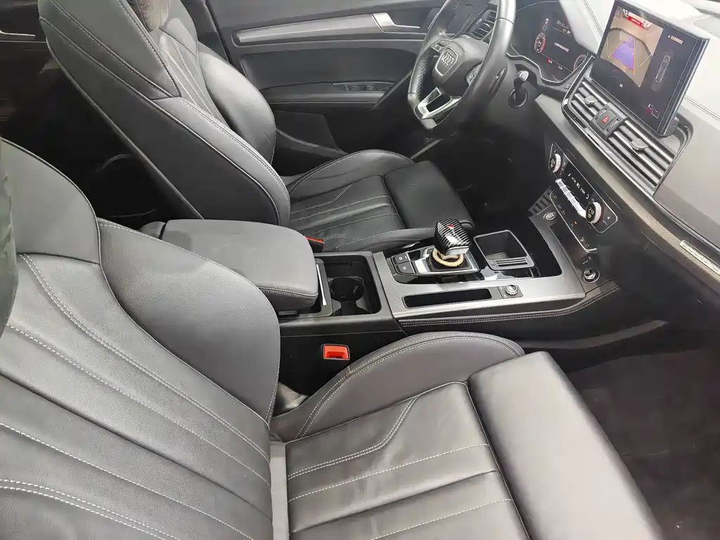 Audi Q5L — миниатюра 8
