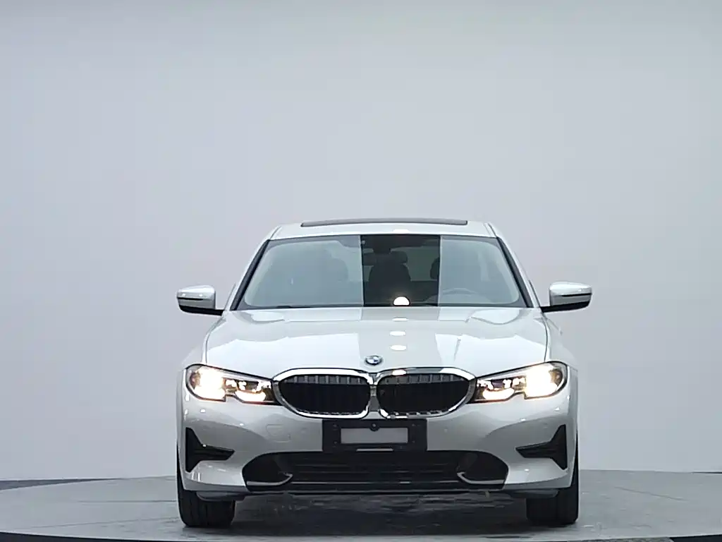 BMW 3 Series 3 2022 320i Sport