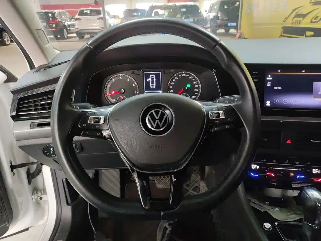 Volkswagen Bora 2020 1.5L AT Elite