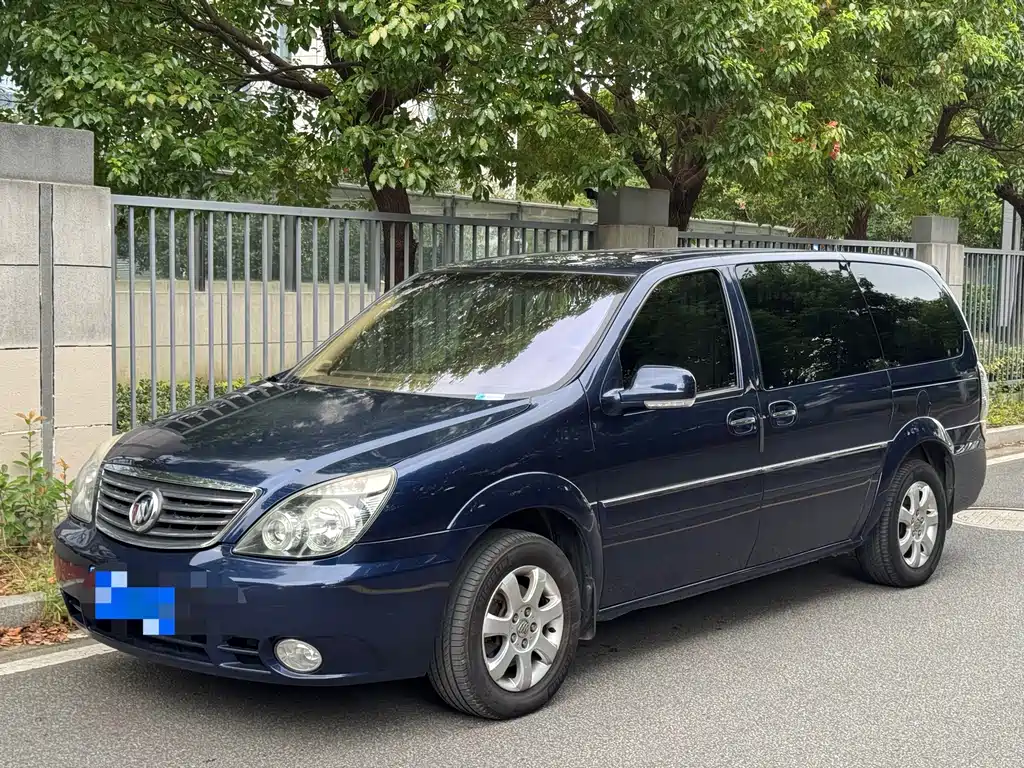 Buick GL8 — миниатюра 2