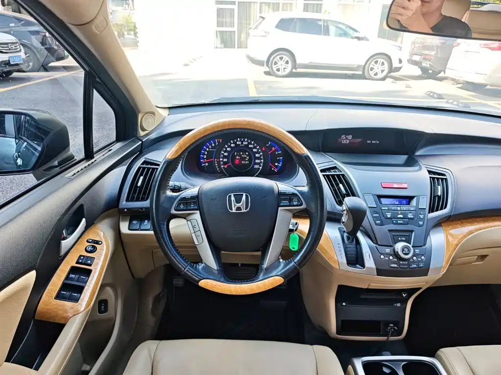 Honda Odyssey — миниатюра 18