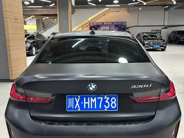 BMW 3-Series — фото 1