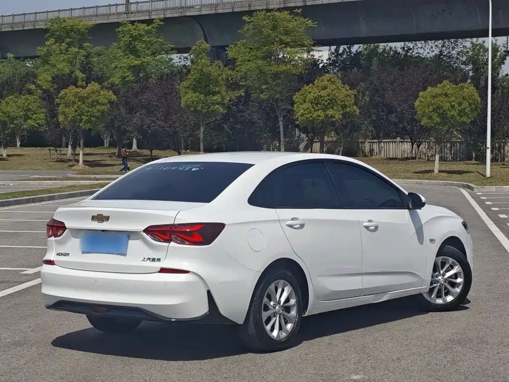 Chevrolet Monza — миниатюра 16
