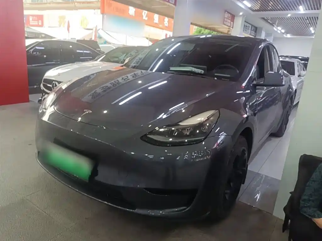 Tesla Model Y 2022