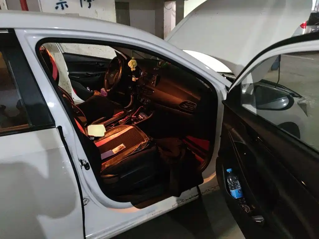Hyundai Elantra — миниатюра 20