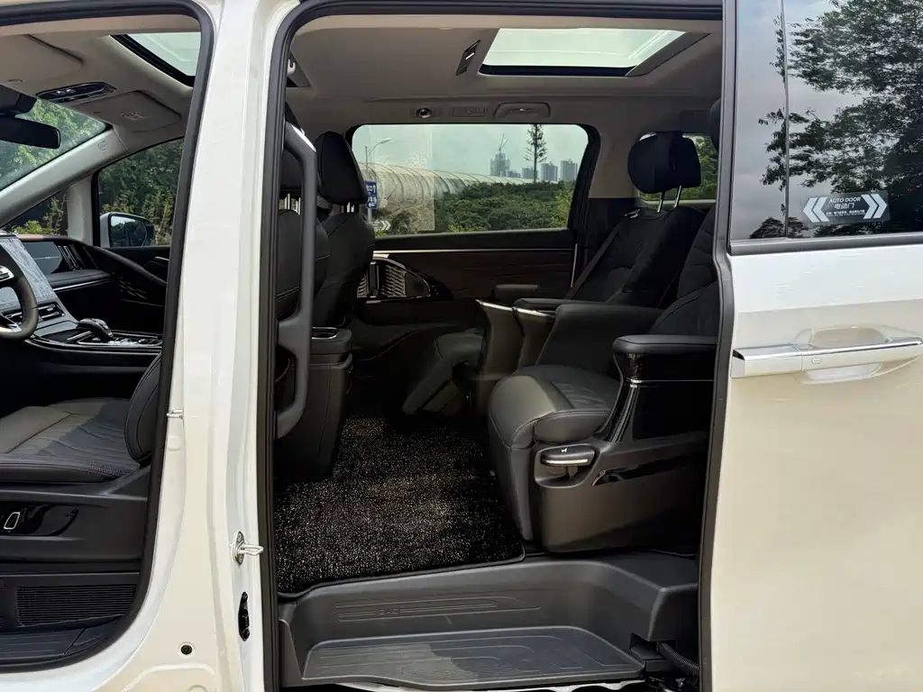 GAC M8 2024 400T Luxury