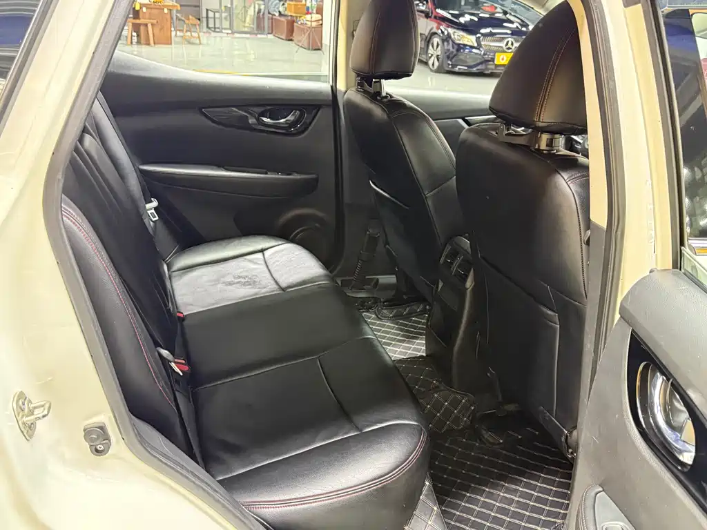 Nissan Qashqai 2019 2.0L CVT Smart