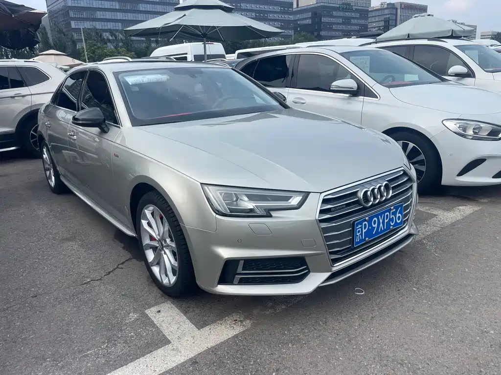 Audi A4L 2018 30 45 TFSI quattro Sport