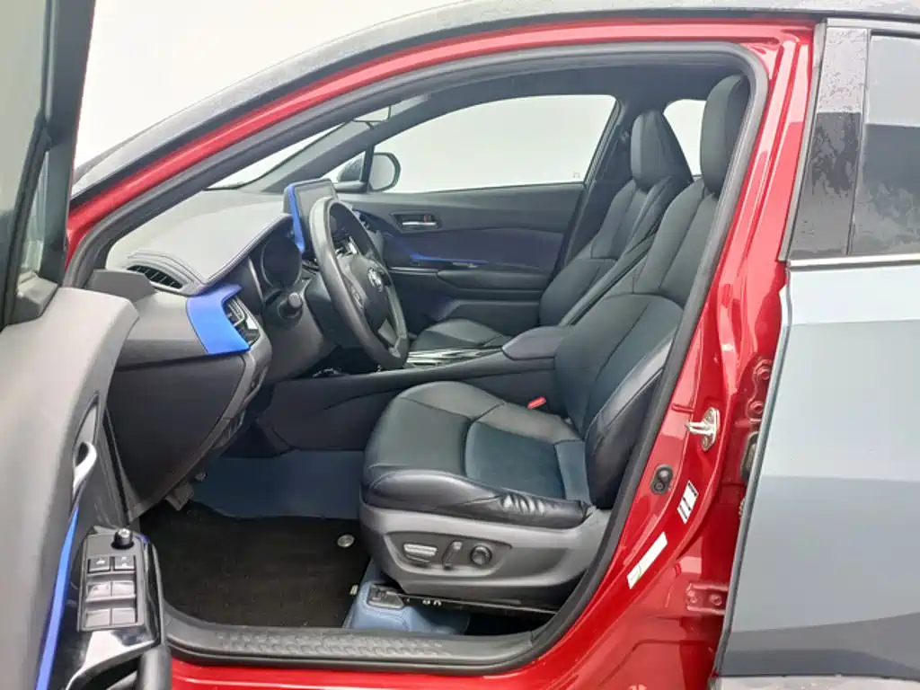 Toyota C-HR — миниатюра 7