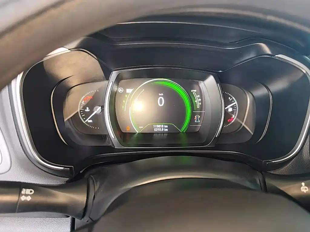 Renault Koleos — миниатюра 12
