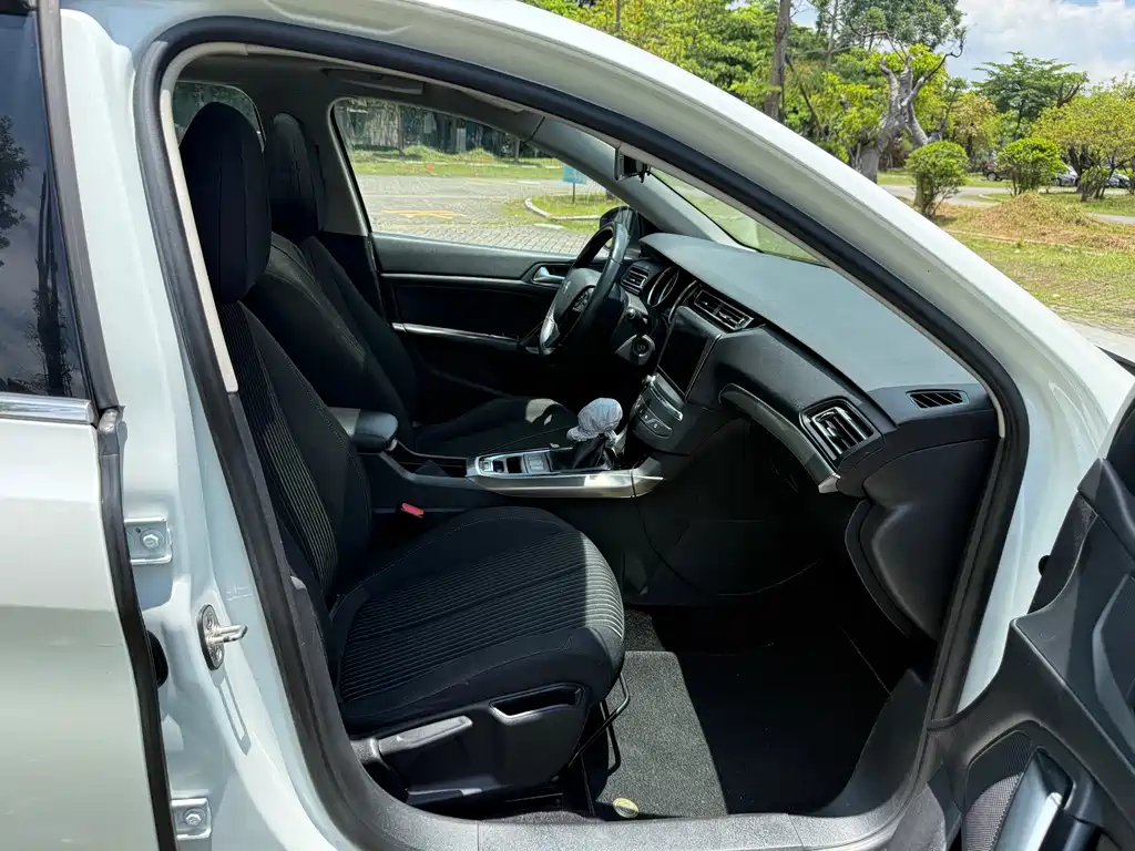 Peugeot 408 2018 350THP AT Luxury