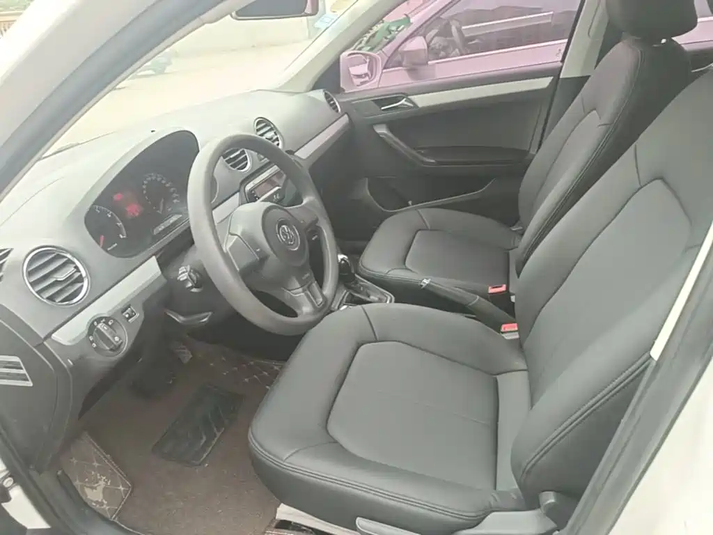 Volkswagen Jetta — миниатюра 15