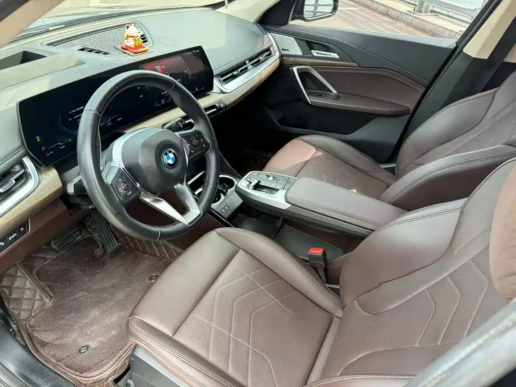 BMW iX1 — миниатюра 2