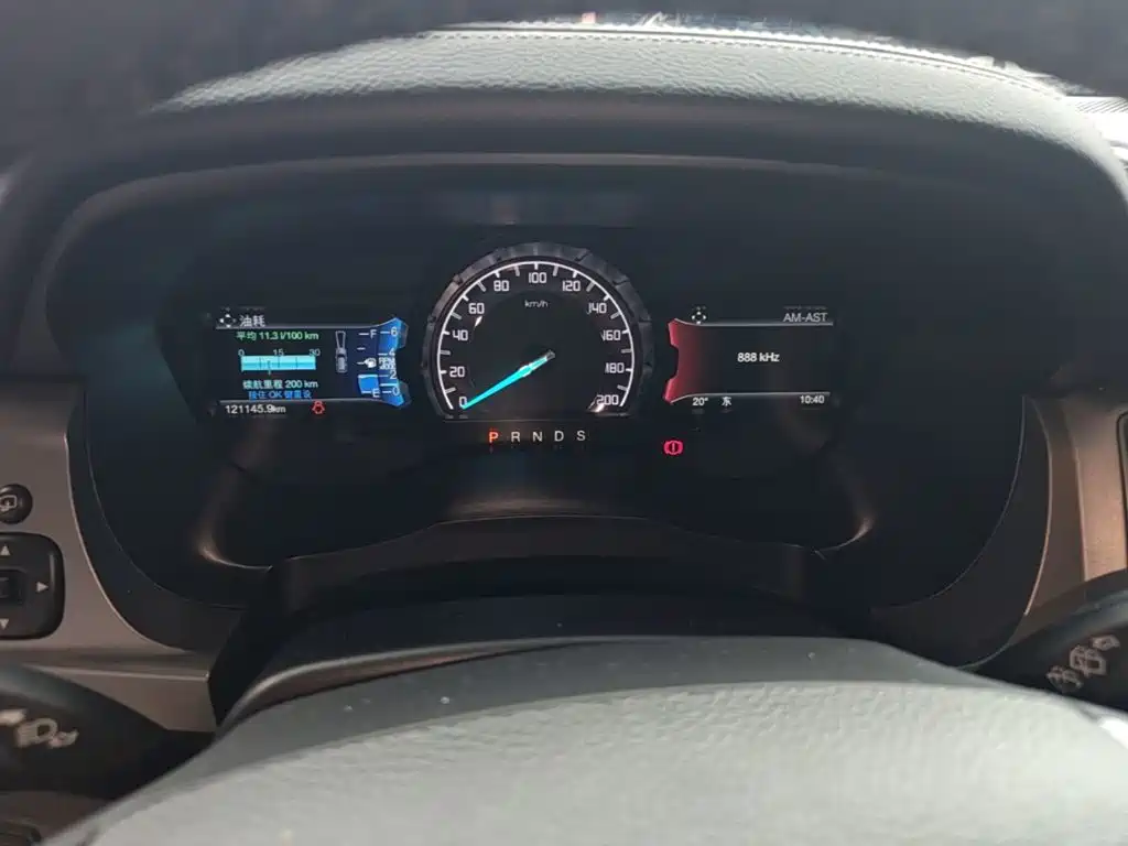 Ford Everest — миниатюра 12