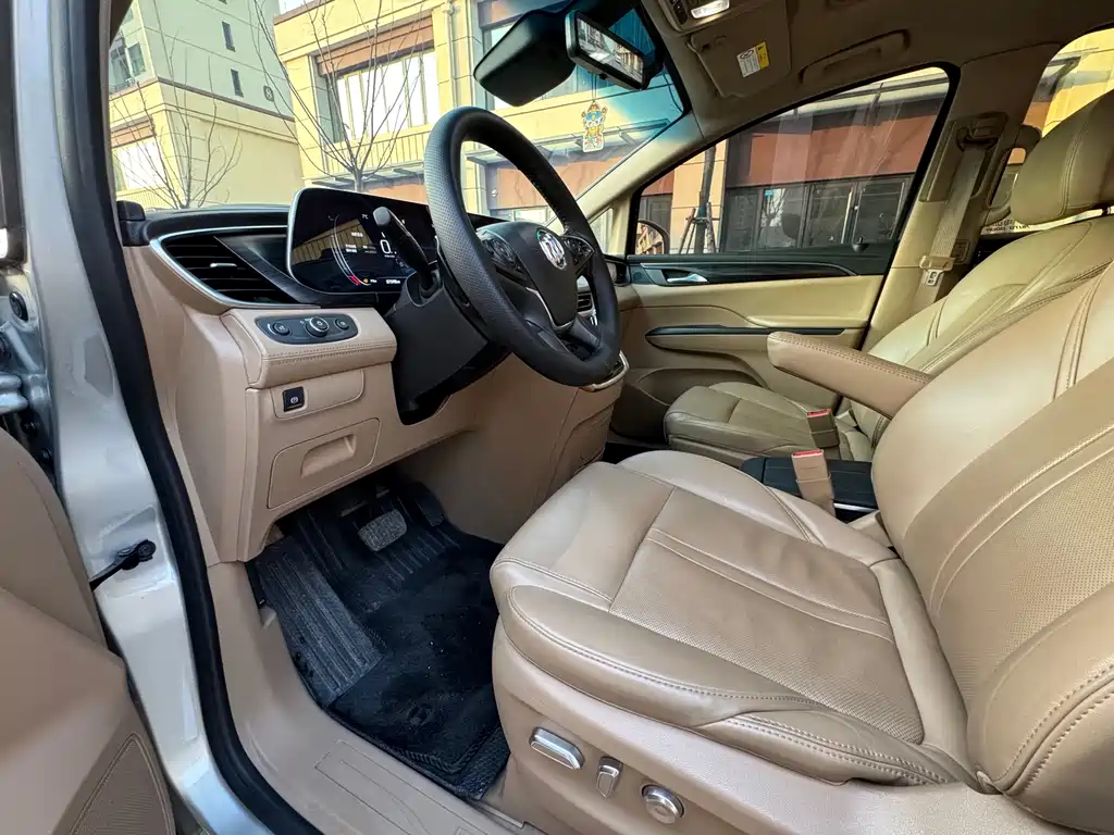 Buick GL8 2021 ES 653T Luxury