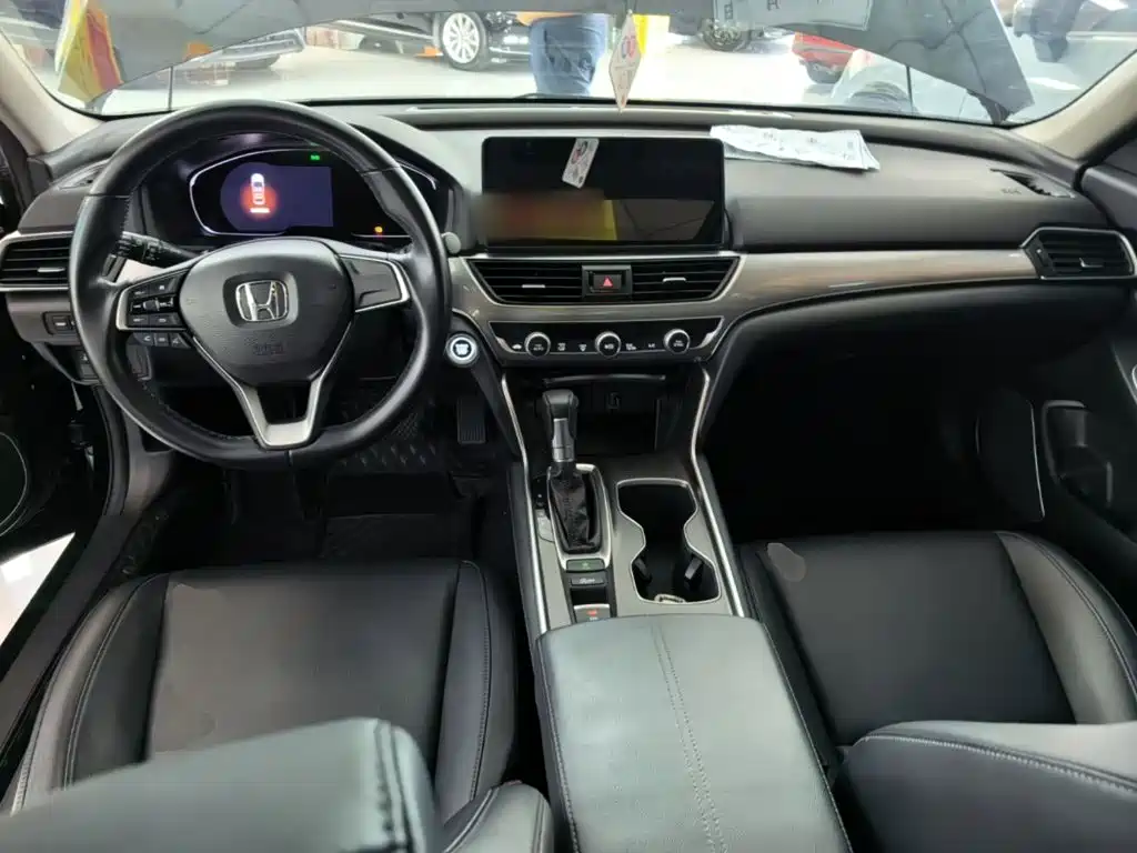 Honda Accord — миниатюра 10