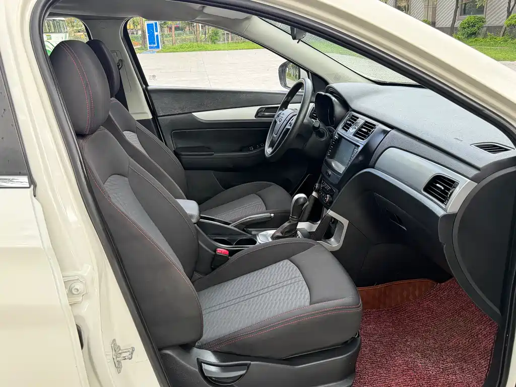 BAIC Senova X55 — миниатюра 11