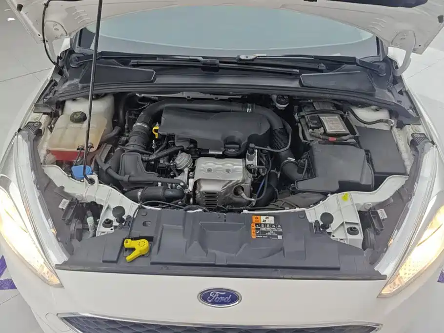 Ford Focus — миниатюра 10