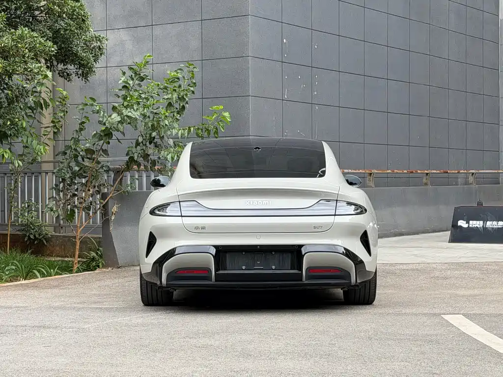 Xiaomi SU7 — миниатюра 6