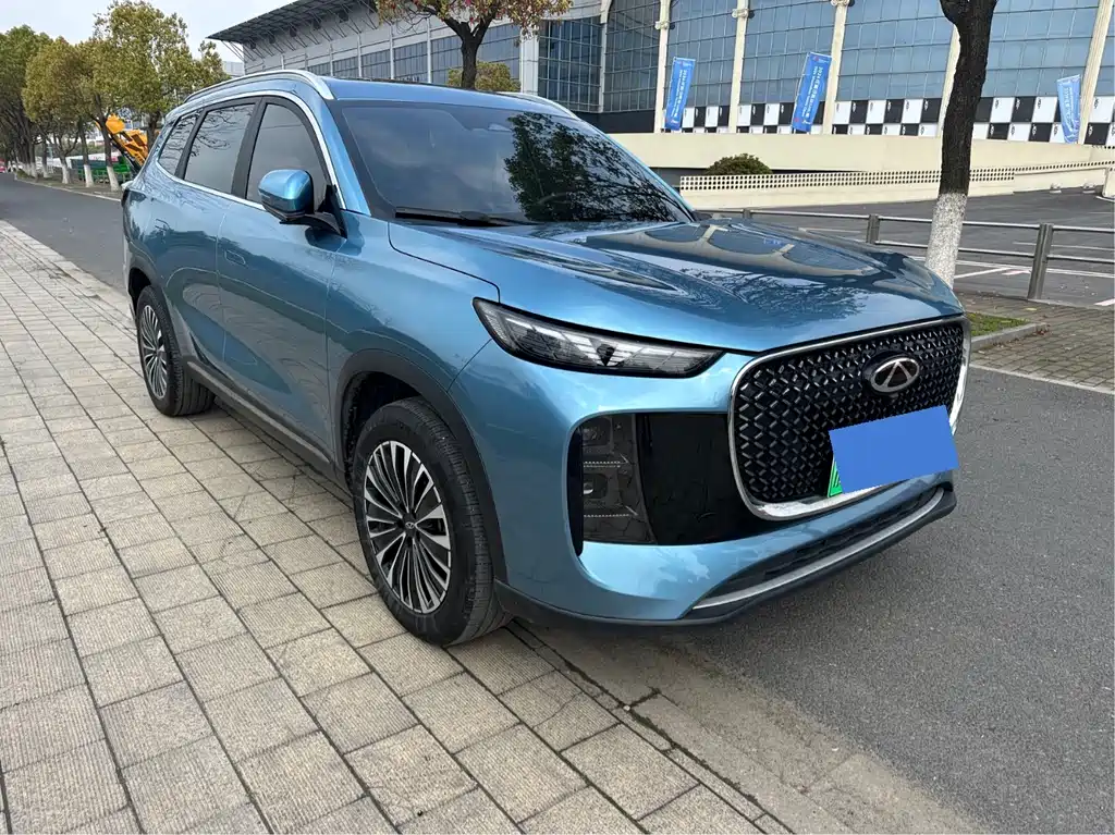 Chery Tiggo 8 PLUS C-DM 2025