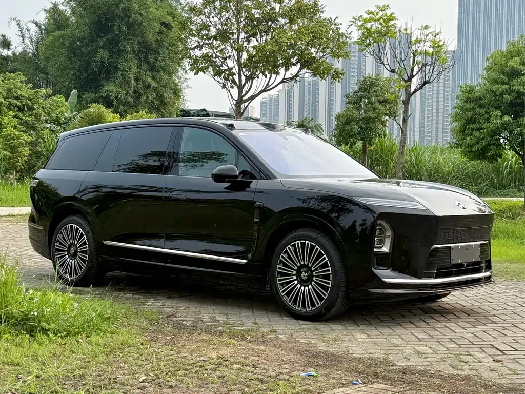 NIO ES8 2026 мест Executive Luxury