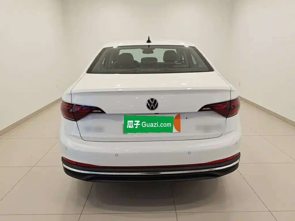 Volkswagen Sagitar 2026 3000 300TSI DSG