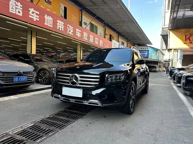 MERCEDES-BENZ GLB 2024