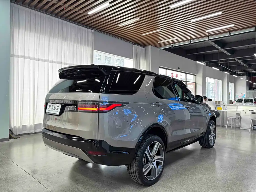 Land Rover Discovery — миниатюра 16