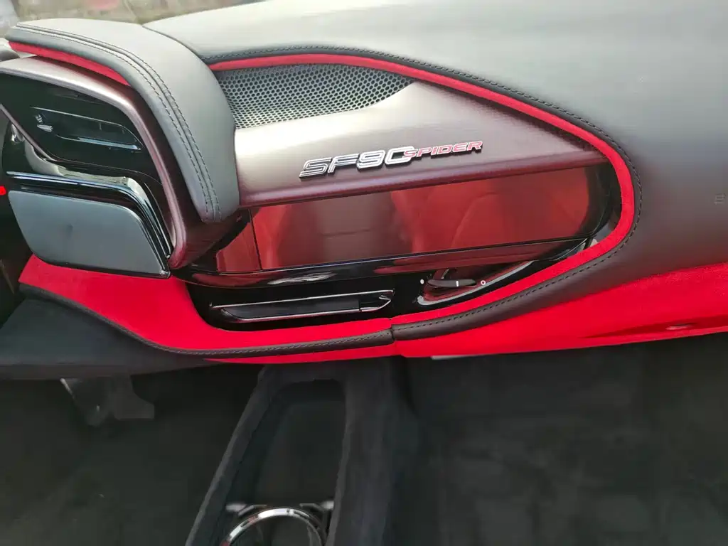 Ferrari SF90 2021 3.9T V8 Spider