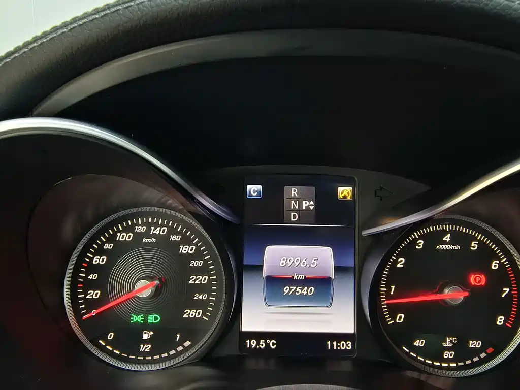 Mercedes-Benz C-Class — миниатюра 8