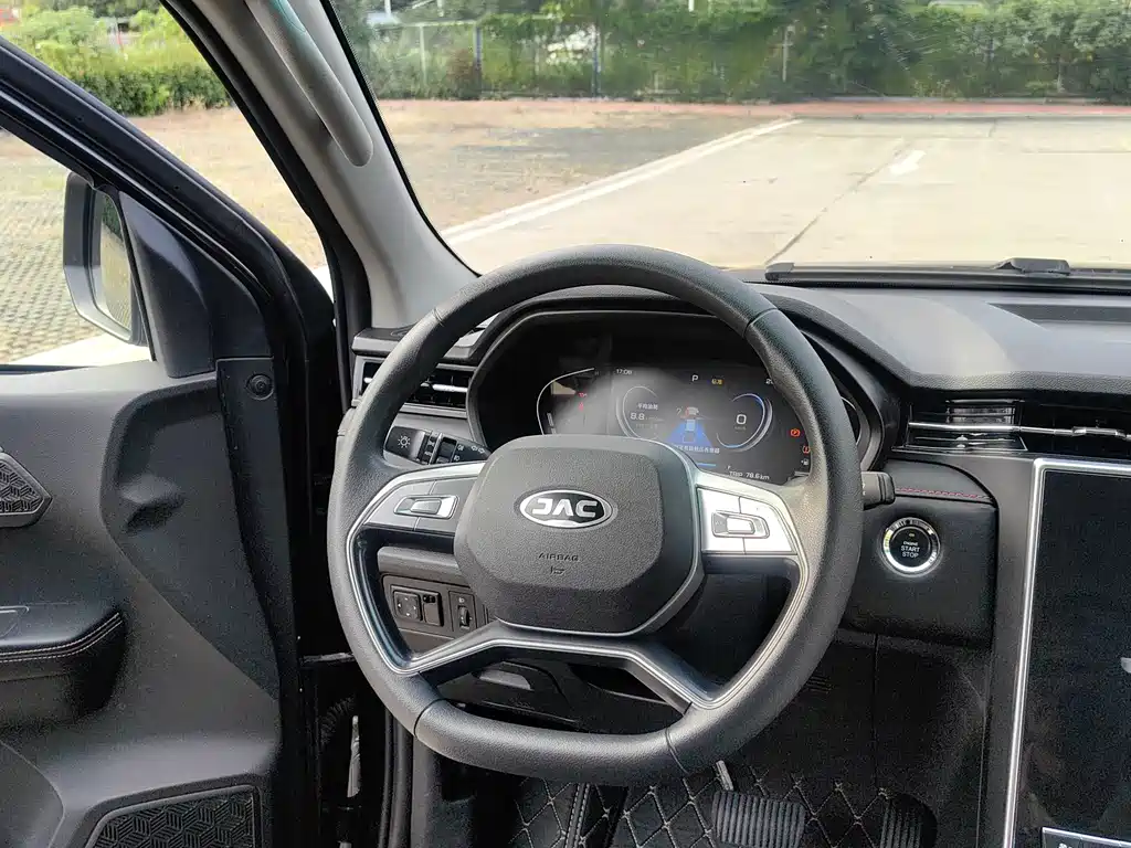 JAC JAC T8 — миниатюра 12