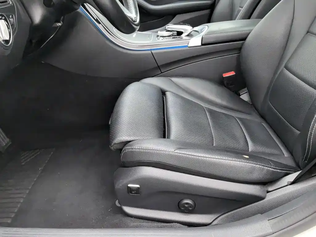 Mercedes-Benz C-Class (Import) — миниатюра 20