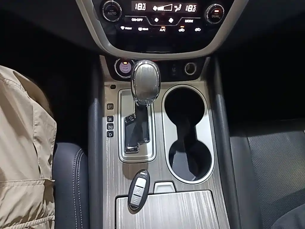 Nissan Murano — миниатюра 14